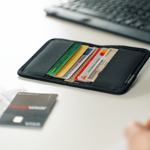 Cardholder Kelly - ke200007